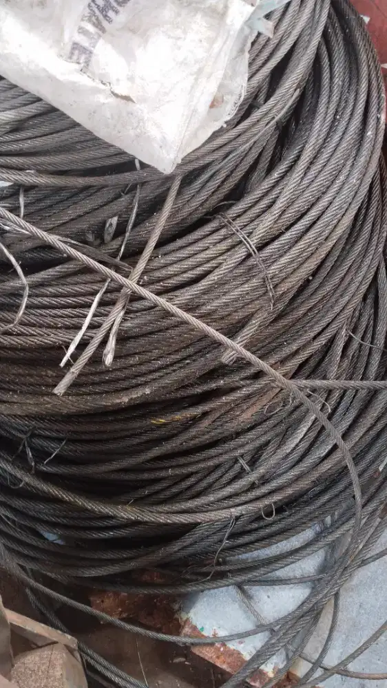 Seling baja eks lift uk. 12mm