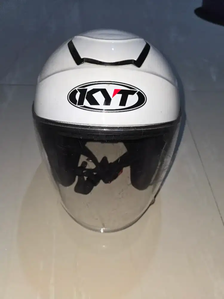 DIJUAL MURAH HELM KYT KYOTO PUTIH SECOND