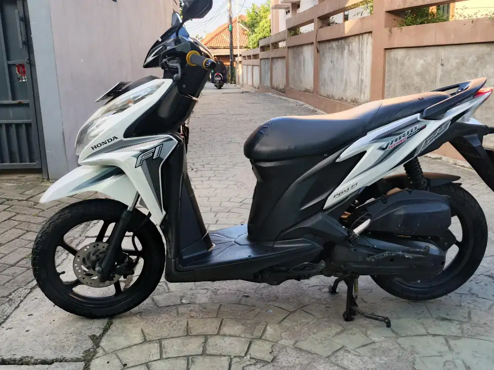 Honda Vario 125 kzr Esp Fi 2014 stater halus mulus terawat