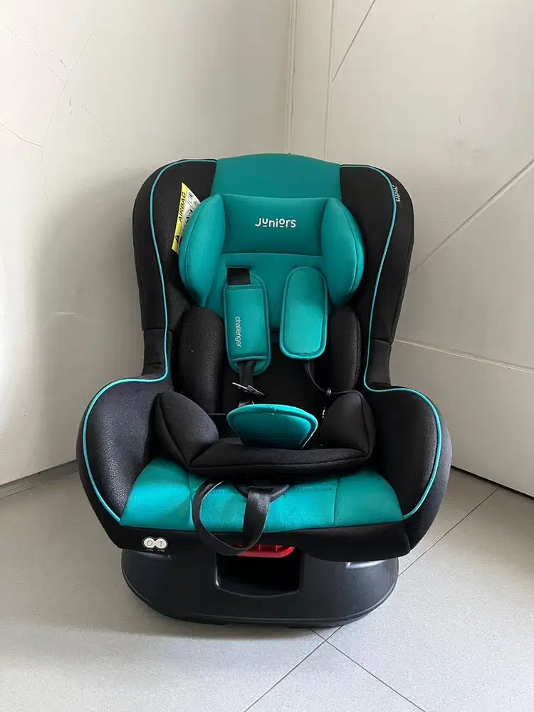 Car Seat Bayi Juniors Bekas