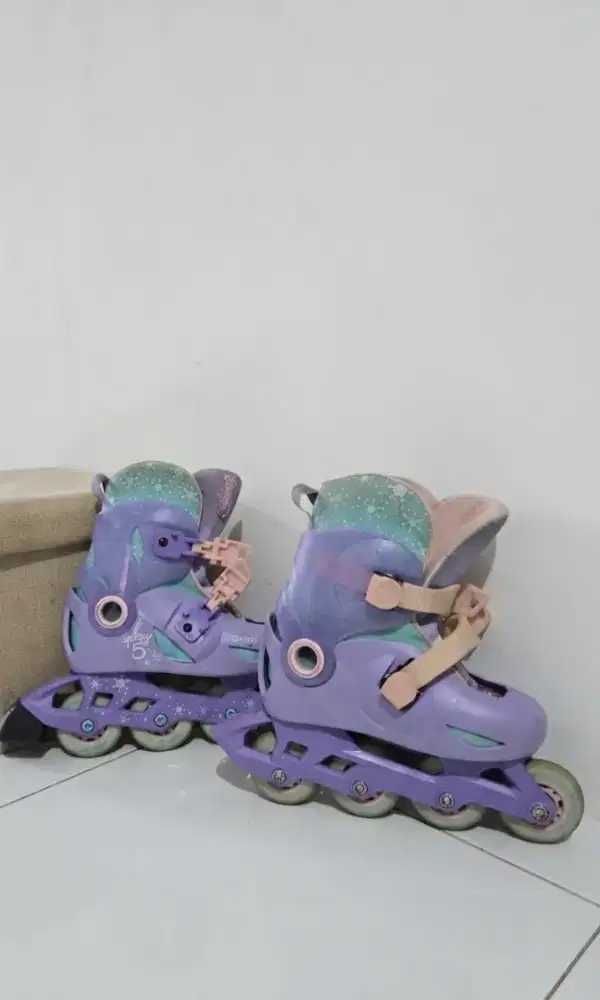 OXELO: 
Sepatu Roda Anak RS ILS Play5 - Magic Girl