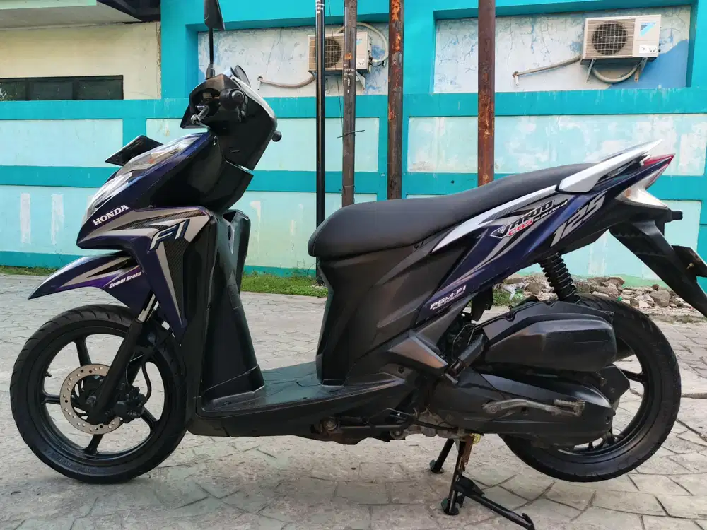 Honda Vario 125 kzr Esp Fi 2014 stater halus mulus terawat