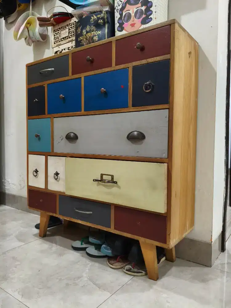 Kabinet Laci Credenza Vintage Jadul