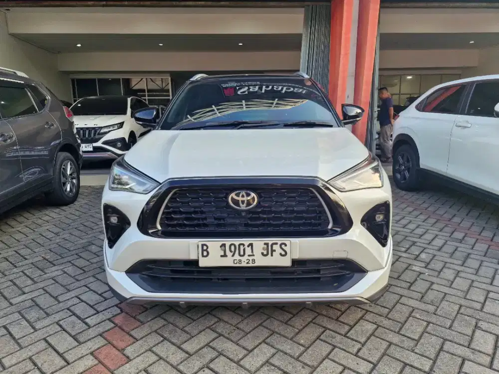 Toyota Yaris  Cross Hybrid 1.5 Autoamtix 2023 Bensin Putib Metalik