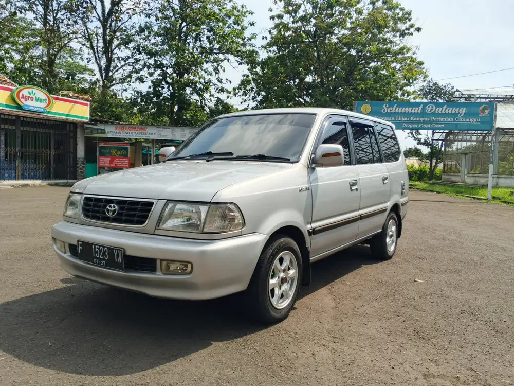 Toyota Kijang 2002 Bensin