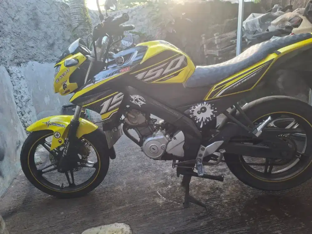 YAMAHA VIXION KS 2013 MESIN BAGUS