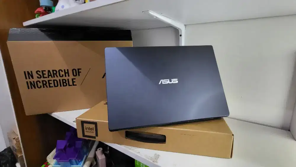 Laptop bergaransi