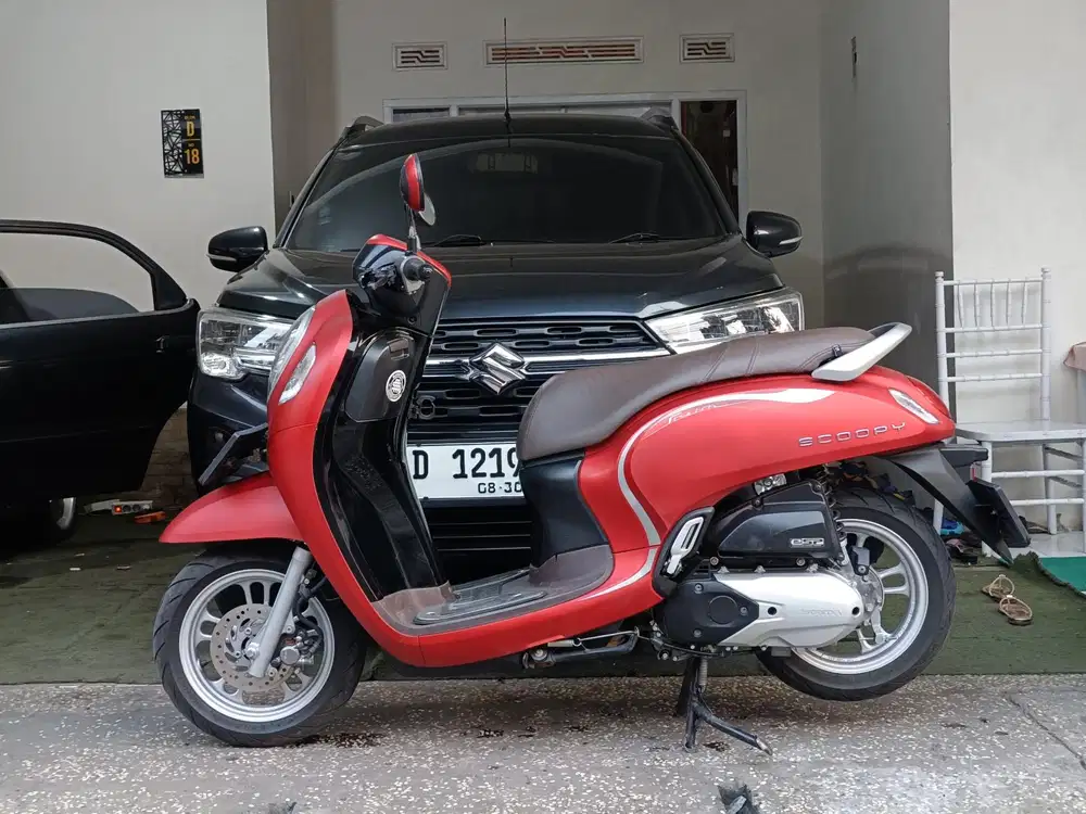 Scoopy prestige tahun 2022 low km 17rb/tt boleh gan cash lebih bagus