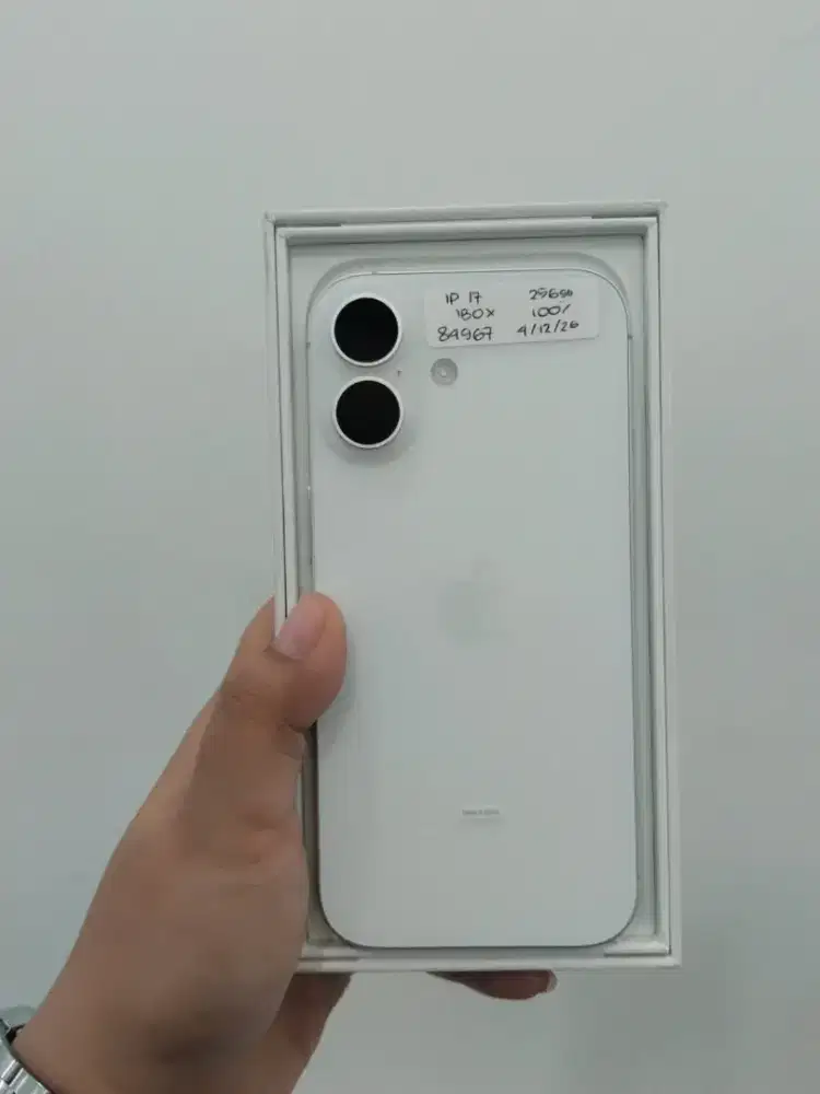Handphone Apple iPhone 16 resmi