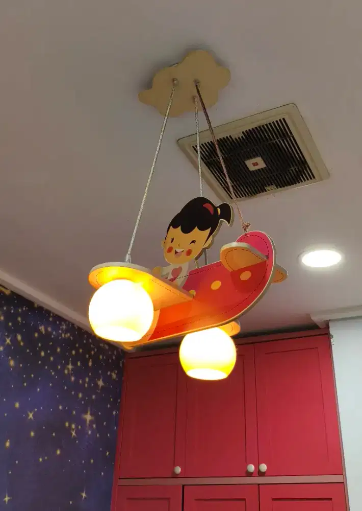 Lampu Gantung Kapal Pesawat Anak INFORMA
