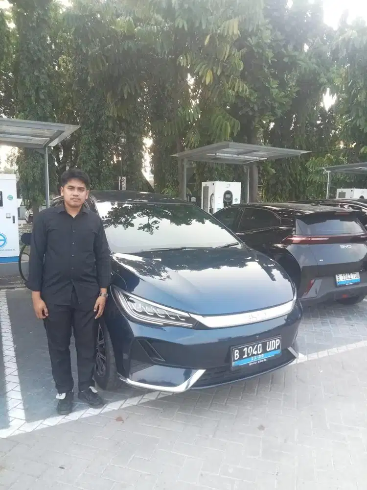 Loker Driver Rental