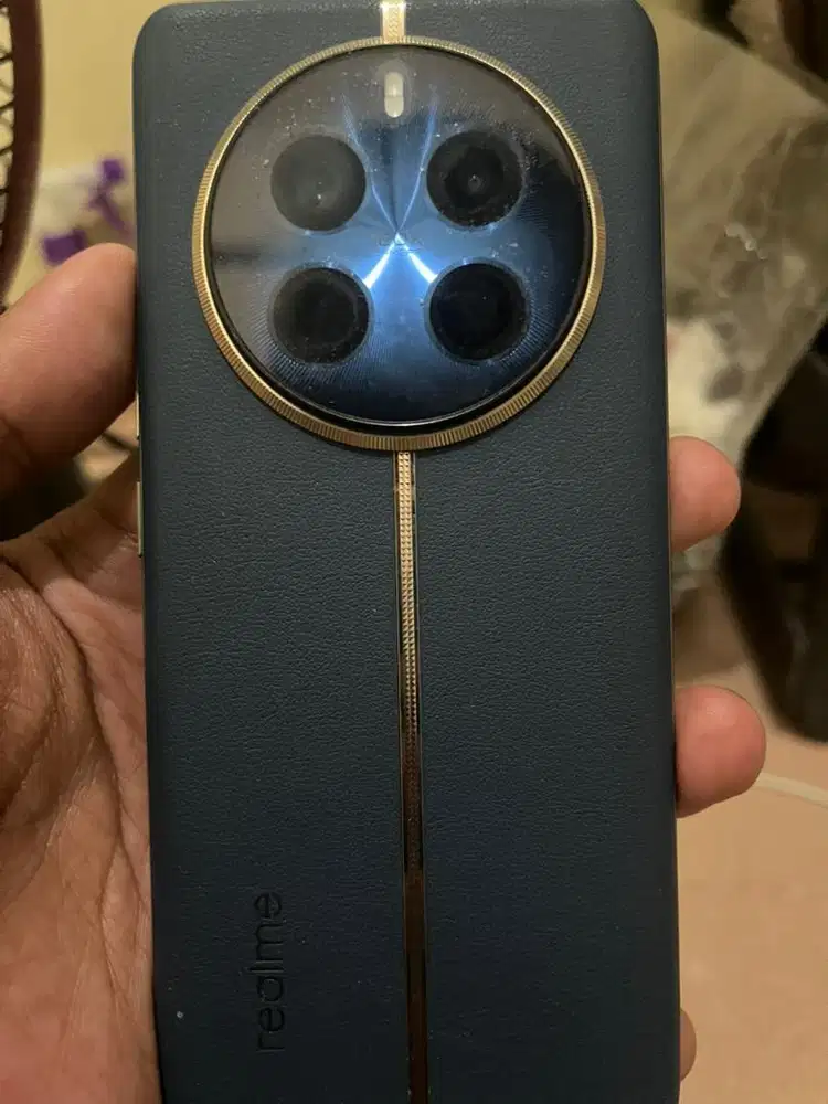 Realme 12 pro+ ram 12/512gb