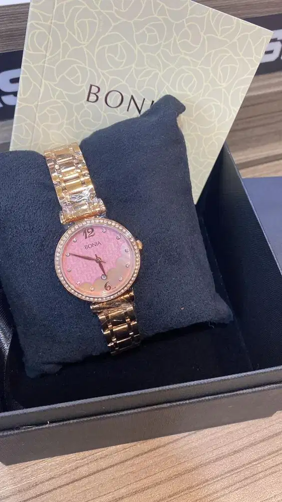 Jam tangan BONIA