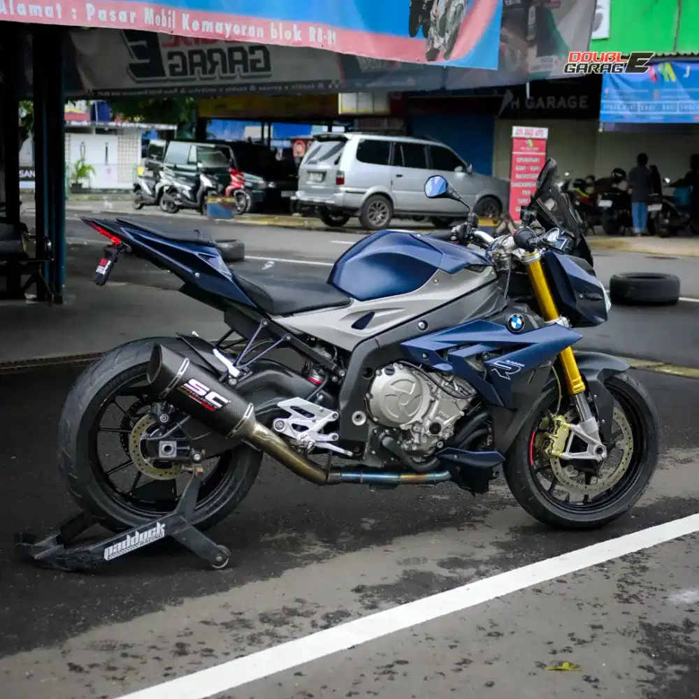 BMW S 1000 R BIRU 2014 ISTIMEWA