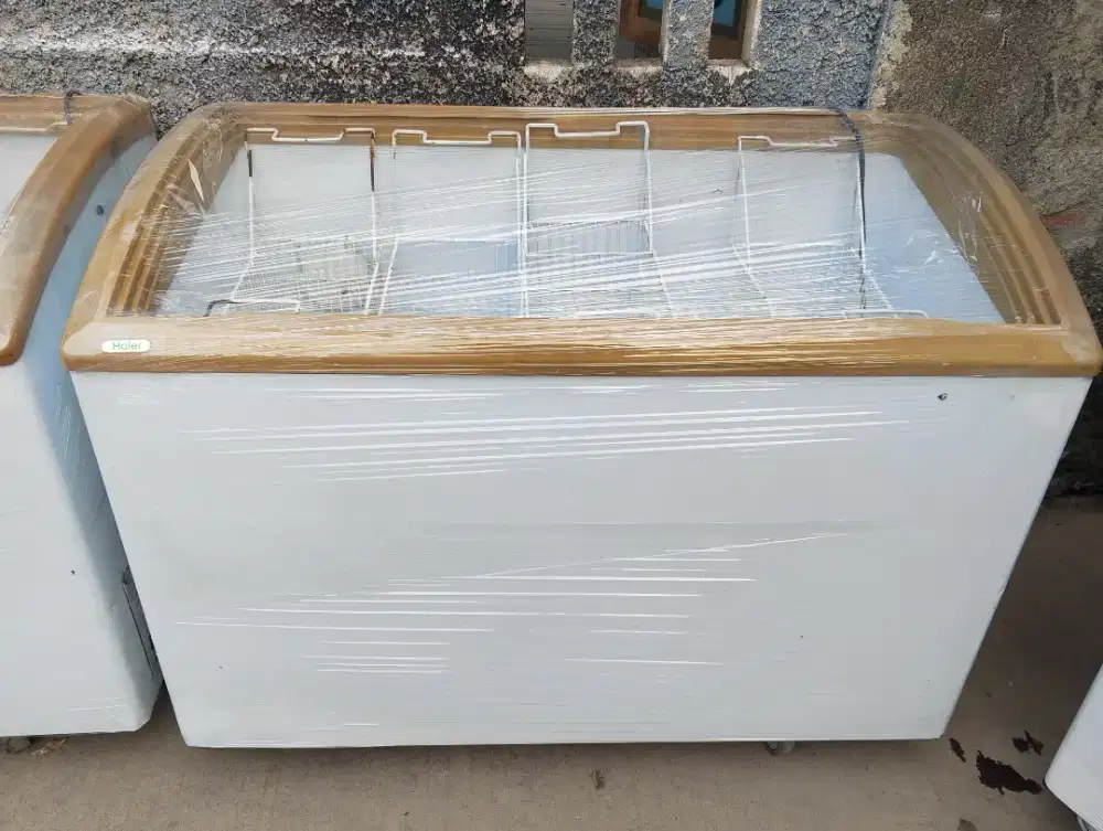 Display freezer kapasitas 330L original mulus