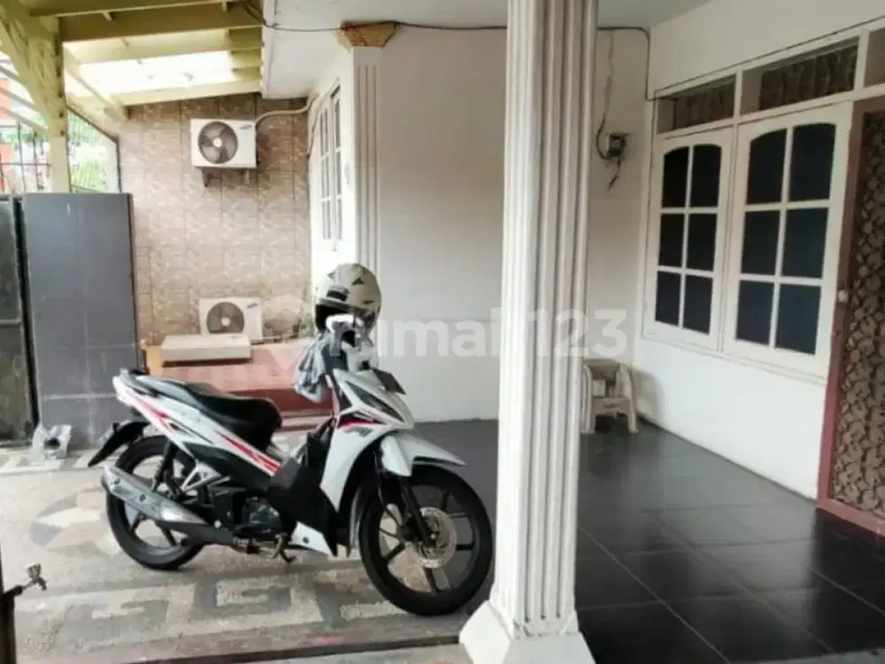 Disewakan Rumah Klampis Harapan Mer