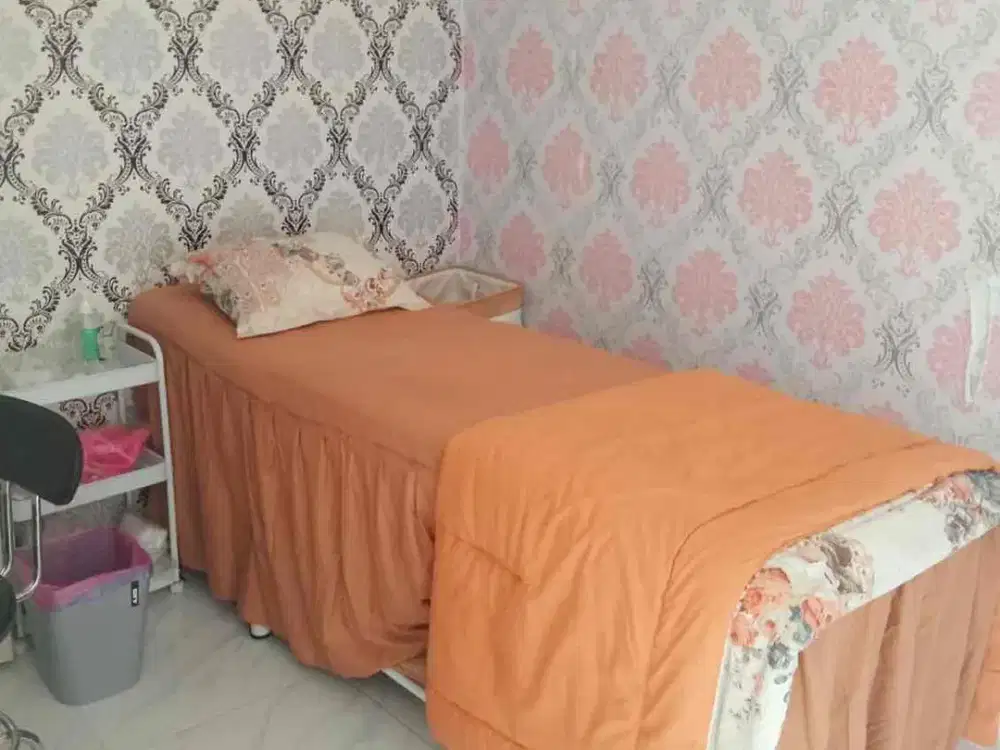 Dijual Rumah Cantik Marmer di Pasadena Cengkareng Timur dengan 3 Lantai Jakarta Barat