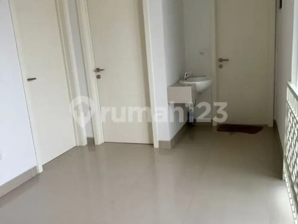 Disewakan Rumah 2 Lantai Siap Huni di Grand Harvest