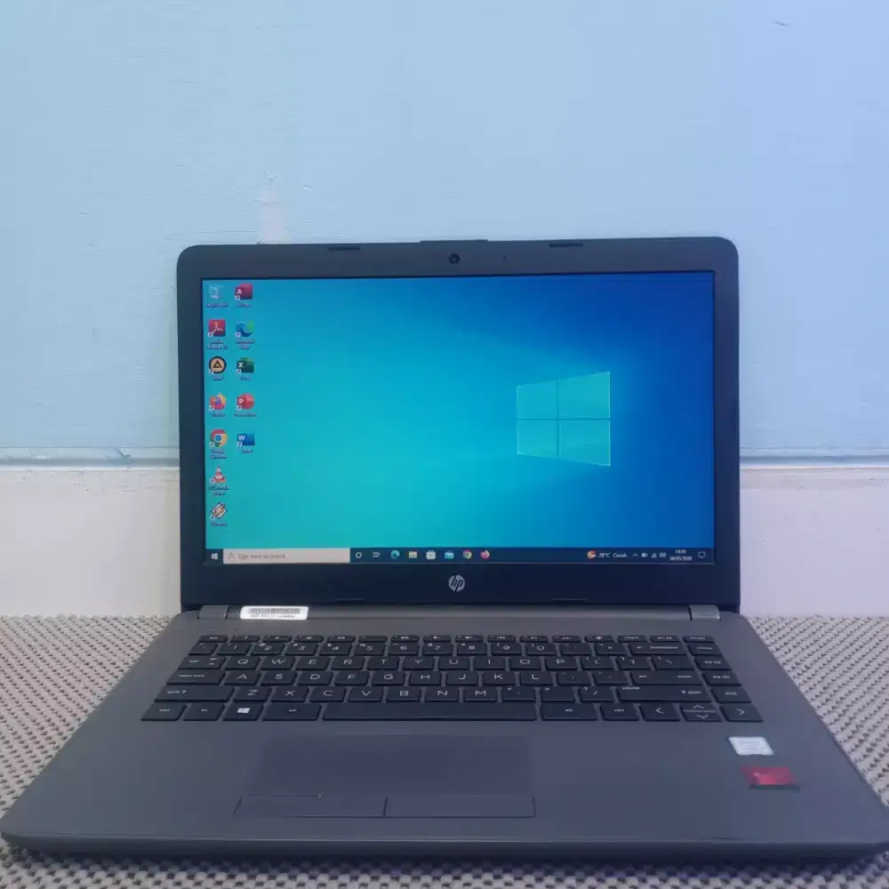 Laptop HP 240 G6