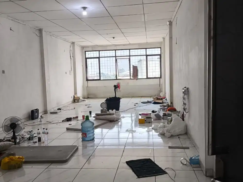 Ruko Di Pinang Tangerang 3,5 Lantai Luas 5x20 Lokasi Strategis