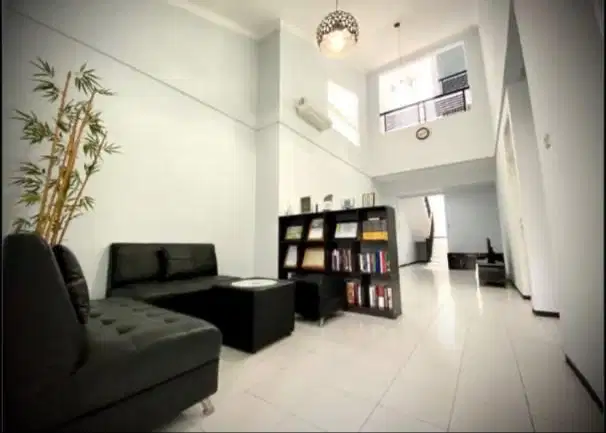 Rumah Tinggal Asri Villa Kelapa Dua - Jakarta Barat