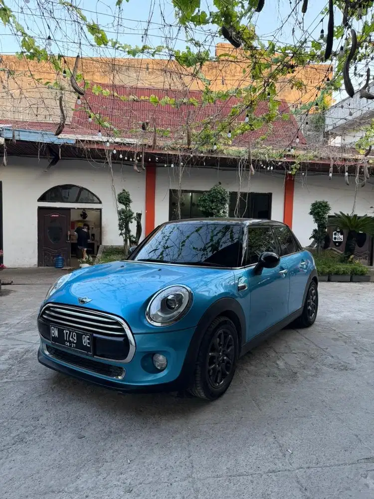 MINI COOPER 5 DOOR 1.5 TURBO 2015 AUTOMATIC