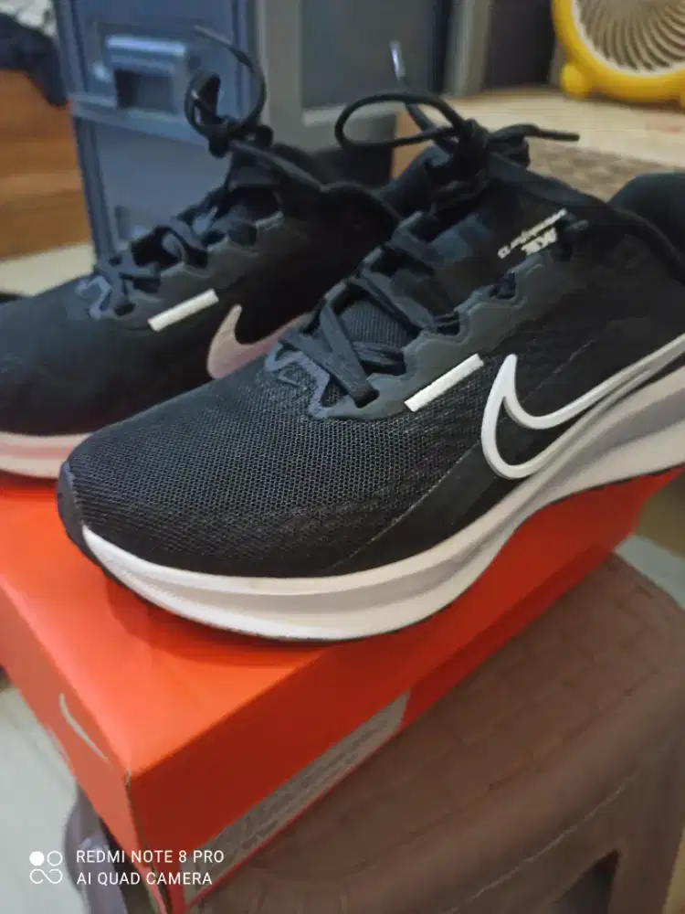 Sepatu nike running