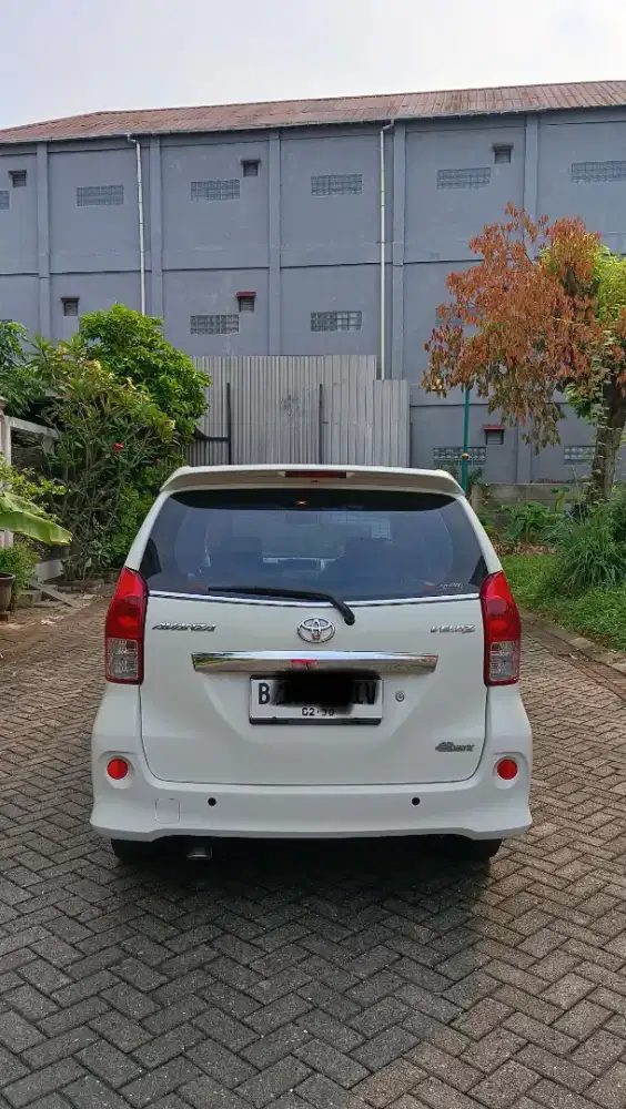Toyota Avanza Veloz 1.5 At 2014/15