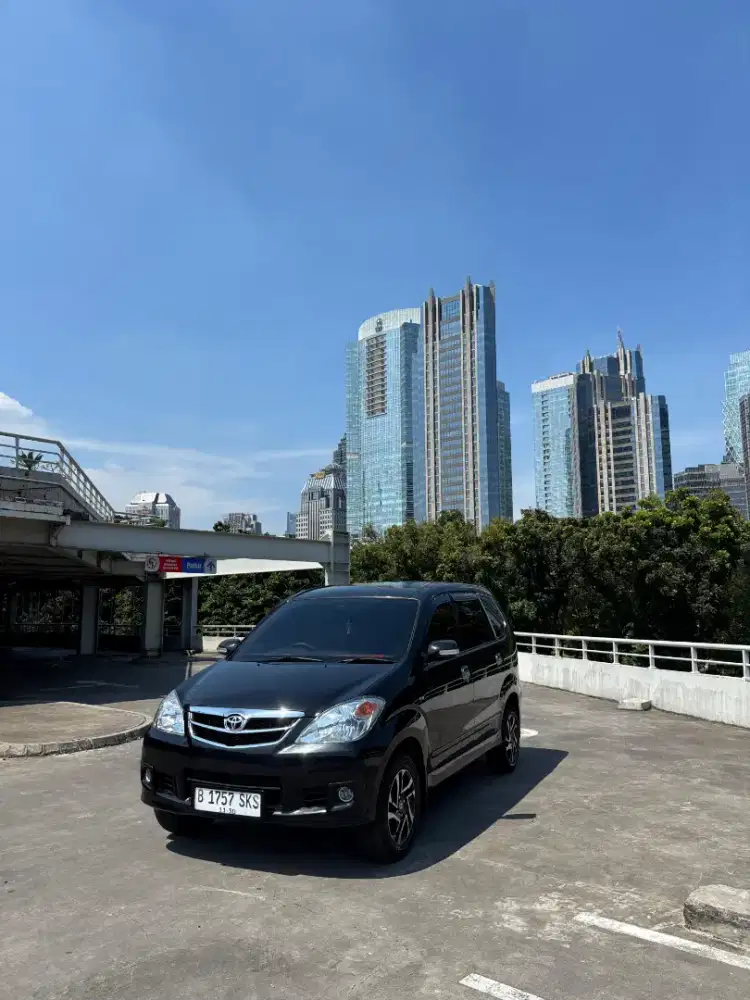Toyota avanza G manual
