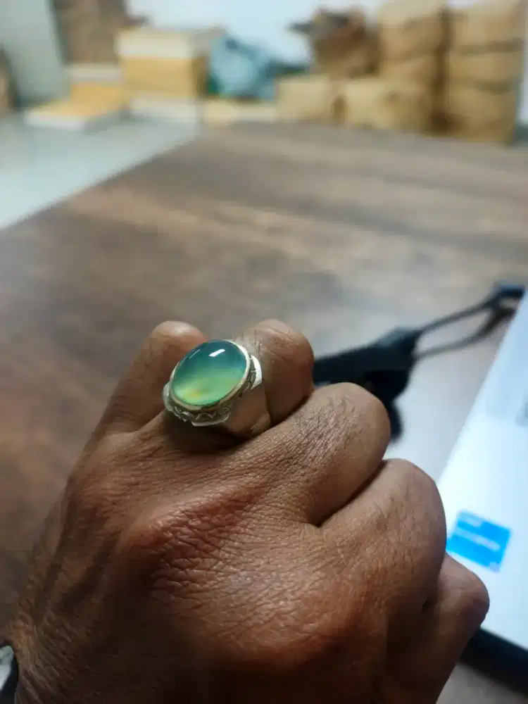 Batu Cincin Anggur Pacitan