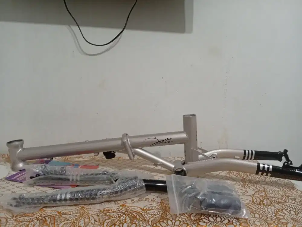 Frame mxl 16+ Ivory white