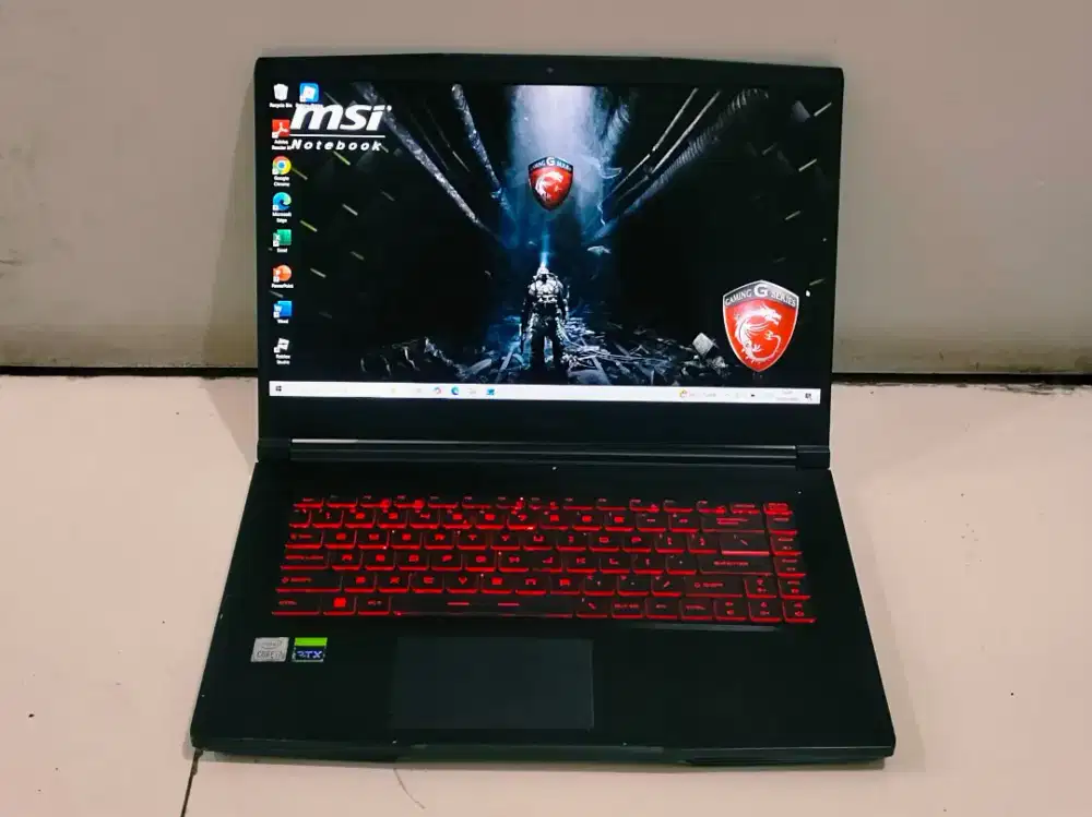 Laptop MSI GF63 Thin 10UC i7 gen 10 Ram 8gb/512gb Rtx 3050(4gb)