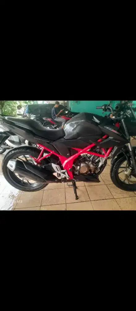 CB 150 R PLAT DK
