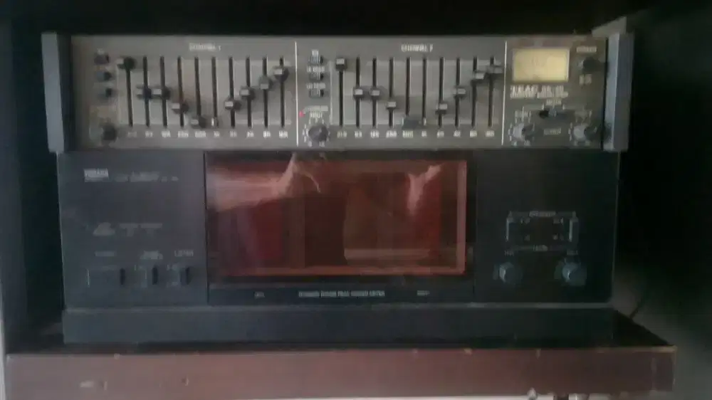 power amplifier stereo merk yamaha M-45