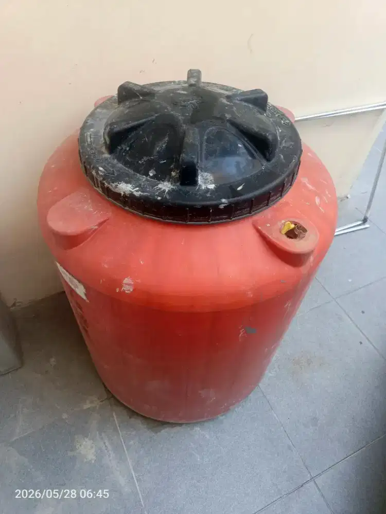 Toren Air Pengiun 330 Liter