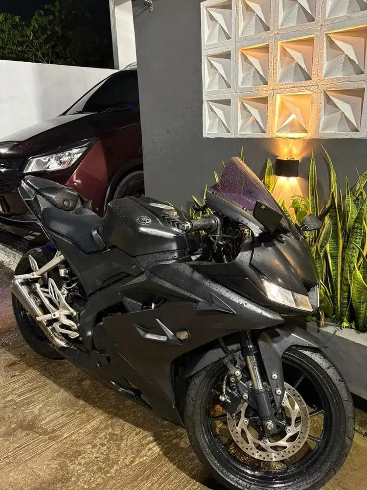 Dijual R15 V3 Tahun 2017