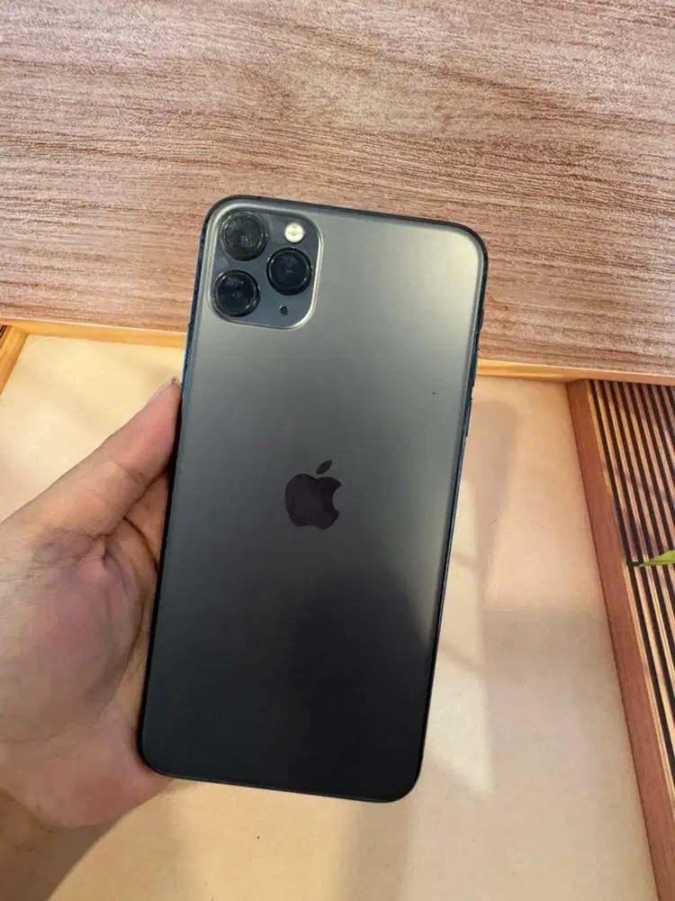 iPhone 11 Pro Max 64GB Grey Ex inter kemenperint bh 90% lengkap