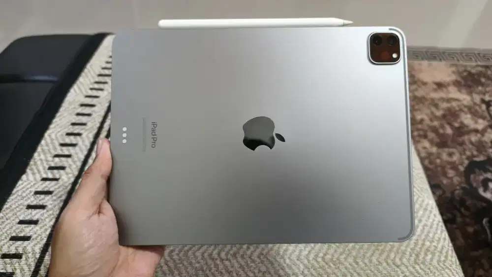 iPad Pro 11-inch Gen 4 M2 128GB WiFi + Apple Pencil