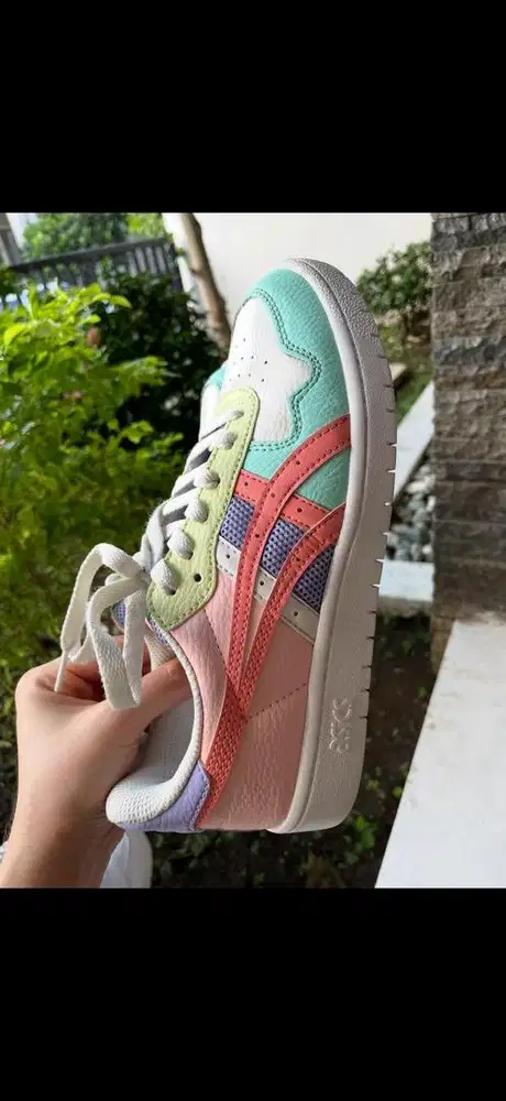 di jual sepatu asics
