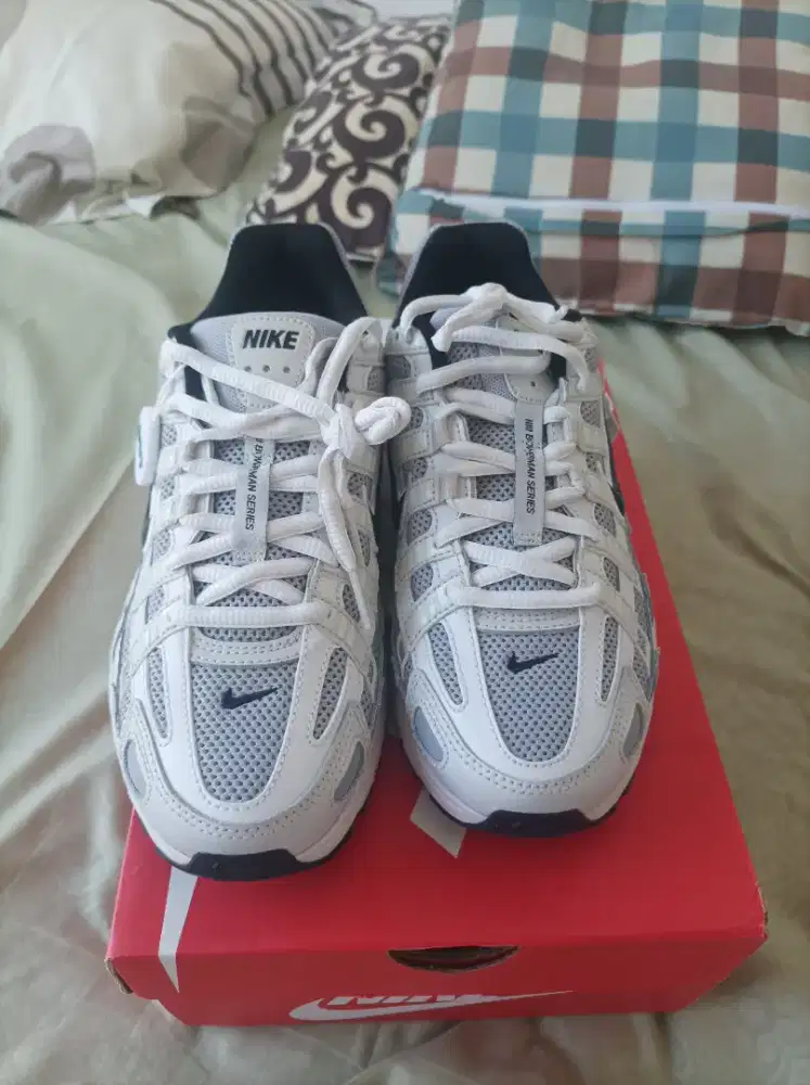 Nike woman p6000 platinum tint black