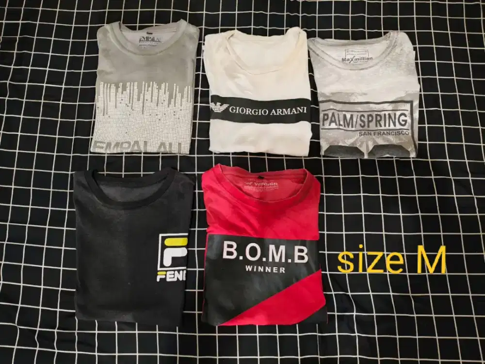 Kaos pria masih bagus dan terawat