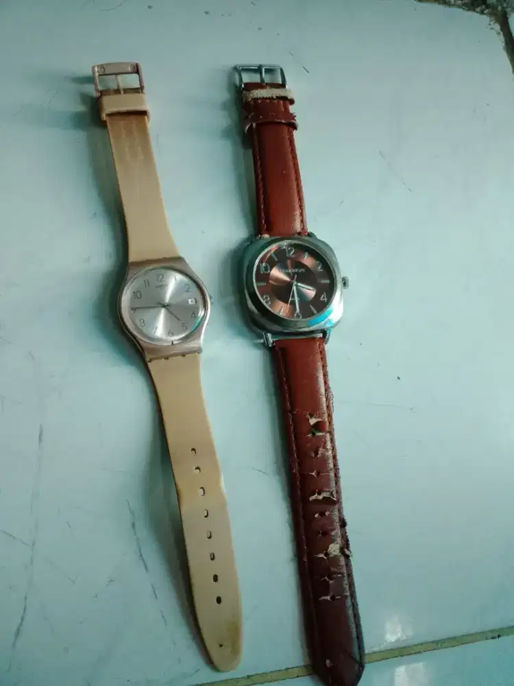 Jual jam tangan SWATCH pink dan BRAUN coklat minus batere