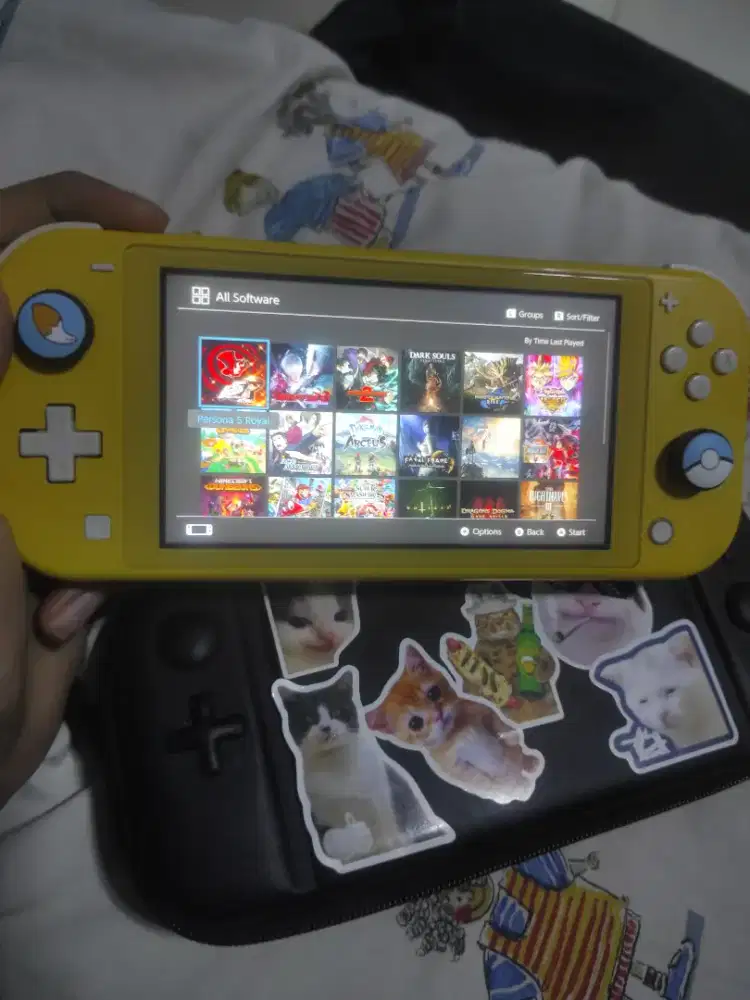 NINTENDO SWITCH LITE CF* 2019