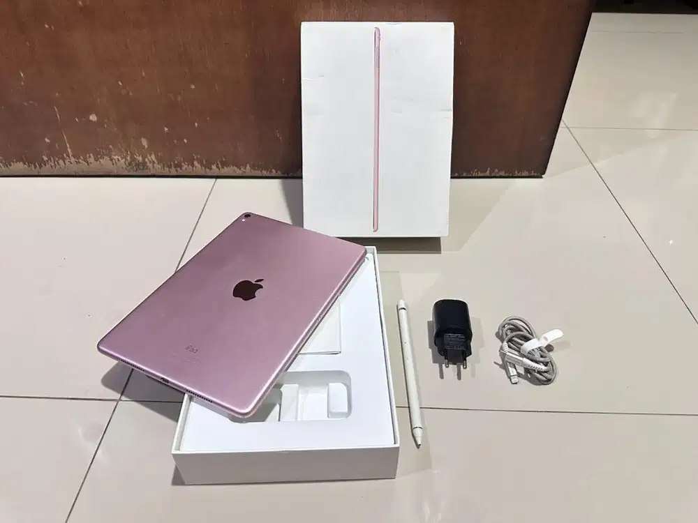 ipad pro 9.7 128gb wifi fullset + bonus
