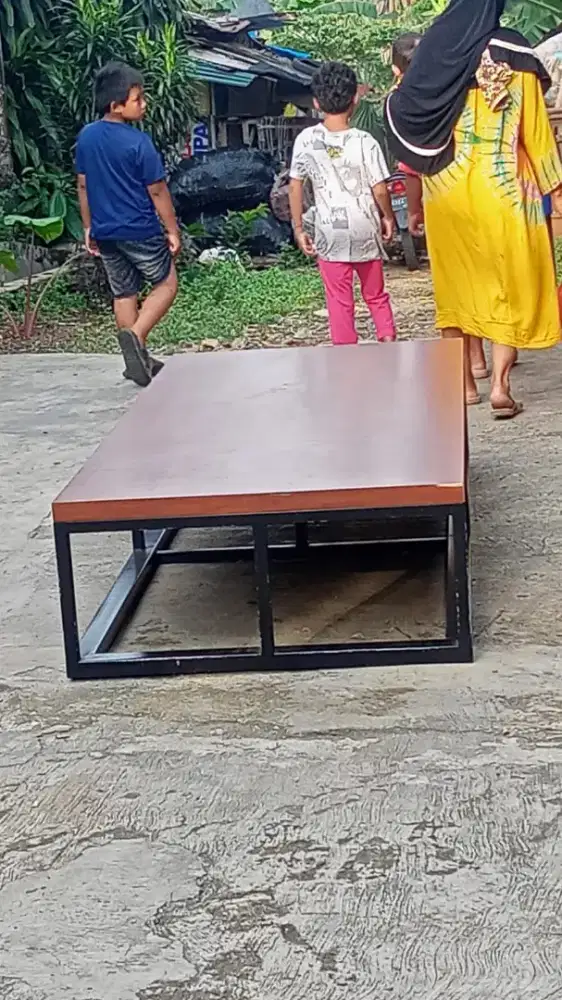 Jual meja lesehan