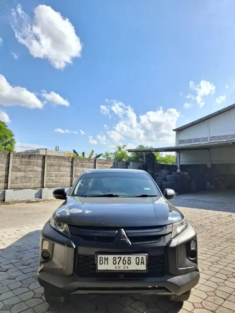 Triton 2021 HDX manual. Km 111rb