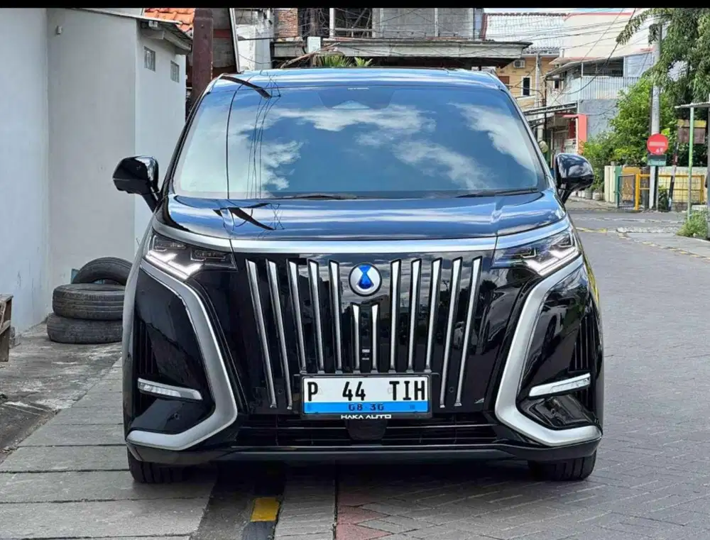 Denza AT Listrik Tgn pertama