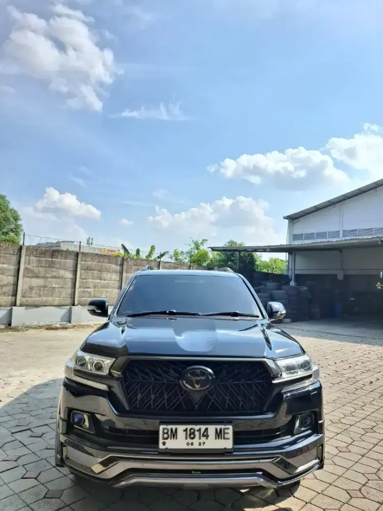 Land cruiser VX200 2011 UK full spec (upgrade full modifikasi)