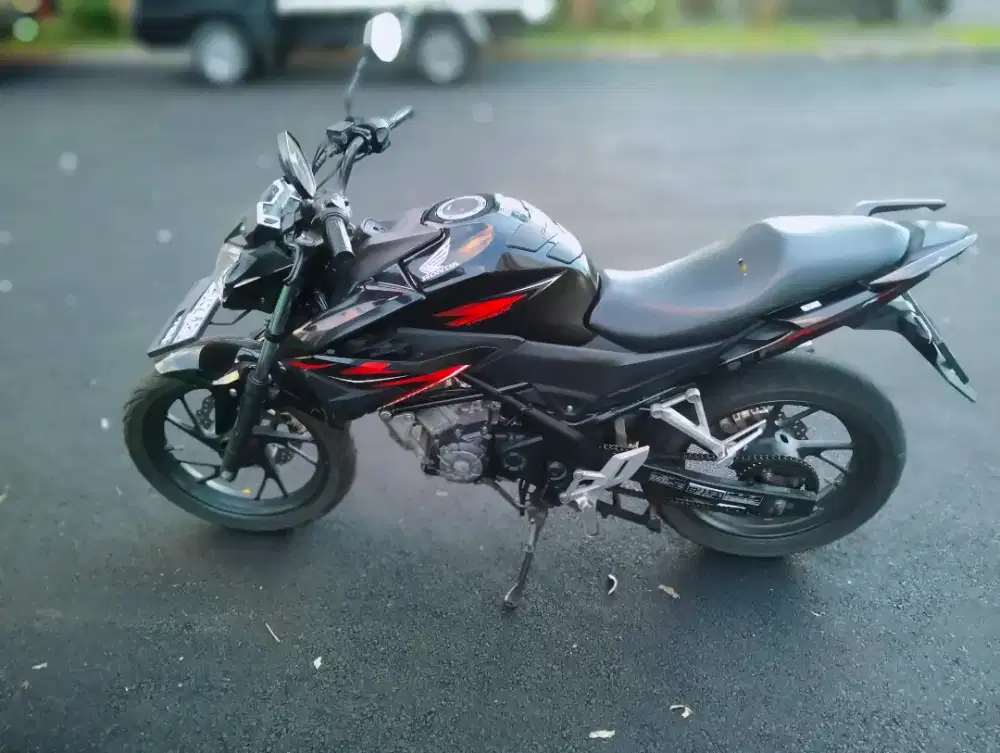 CB150R StreetFire