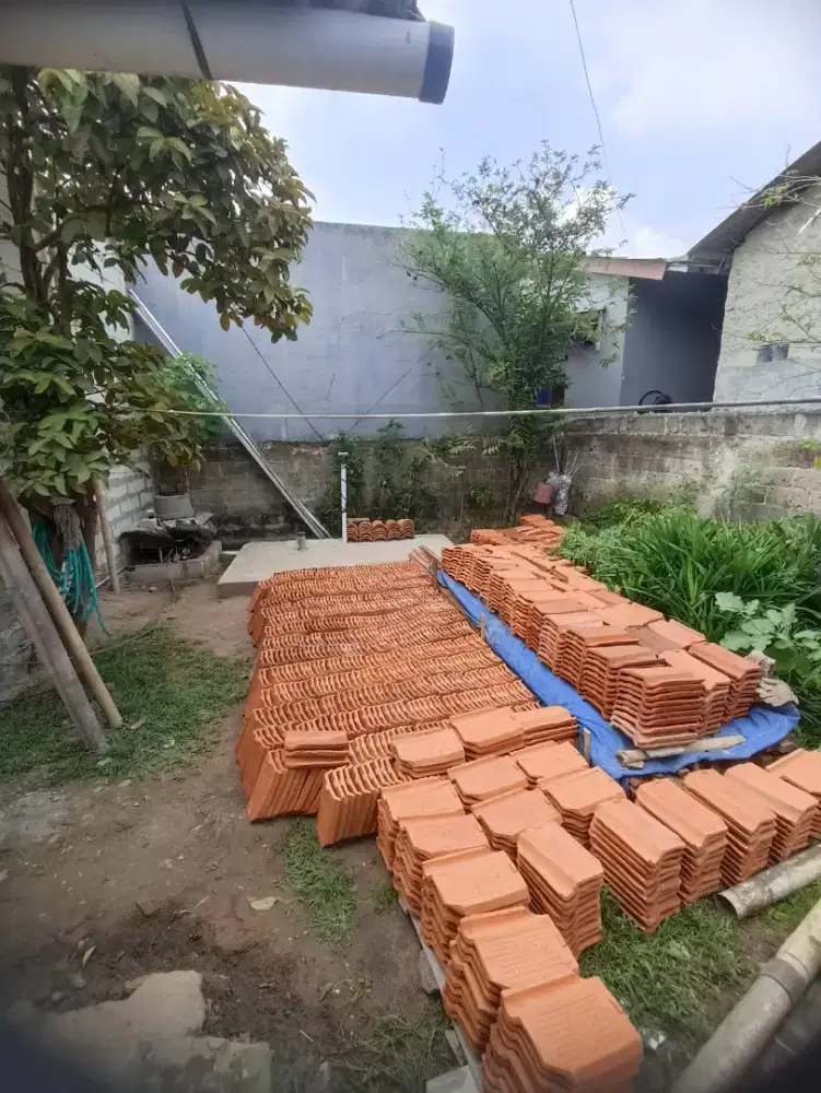 Kali ada yg minat genteng Jatiwangi kondisi masih baru